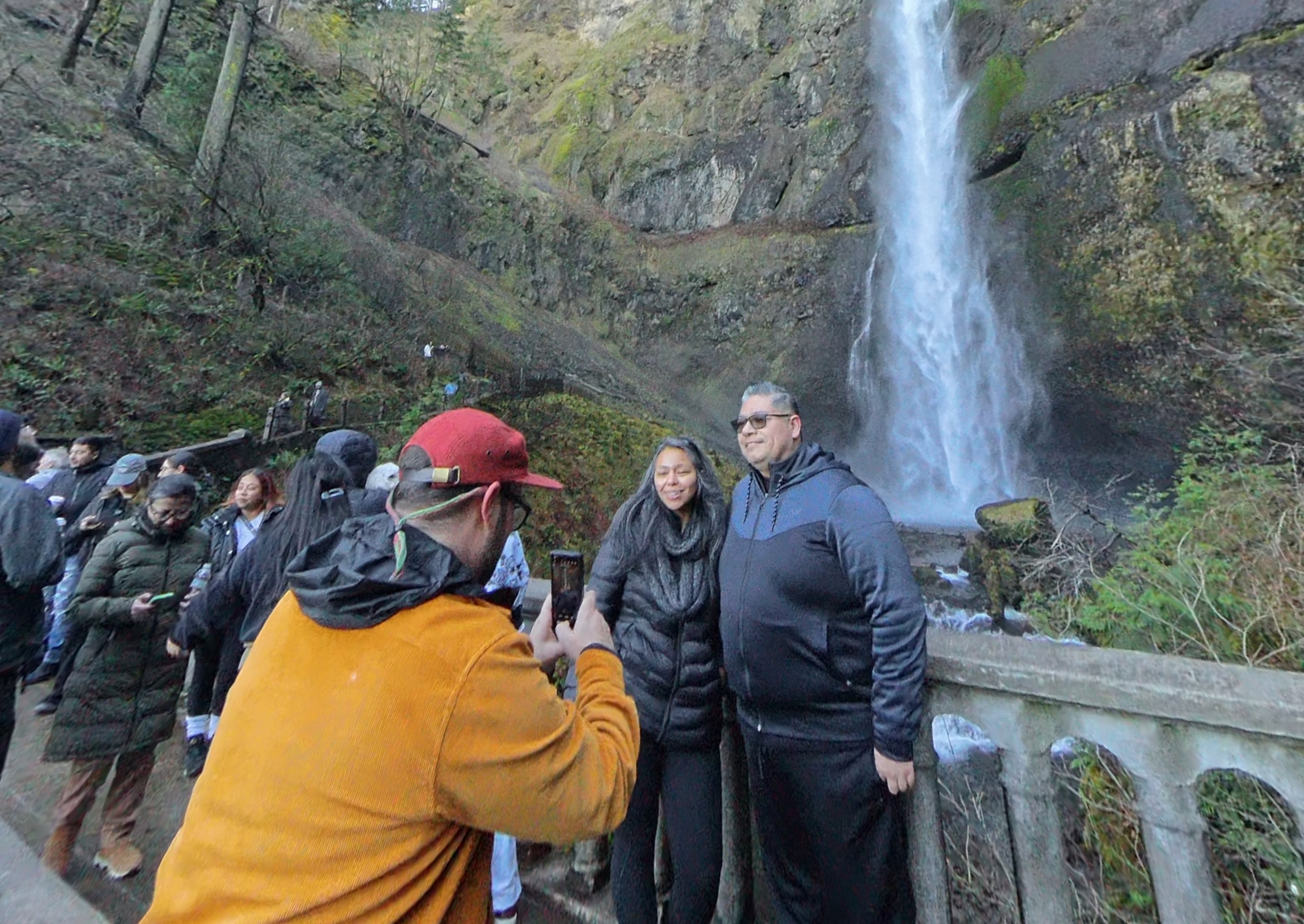Multnomah Falls & Gorge Waterfalls Tour in OR | Waterfall Shuttle